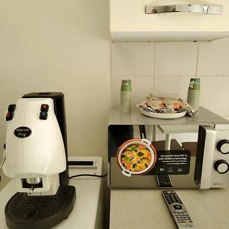 Vivirome - 2 Bedrooms - San Giovanni Рим